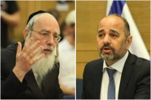 השר יעקב מרגי וחבר הכנסת ישראל אייכלר. צילום: דוברות הכנסת