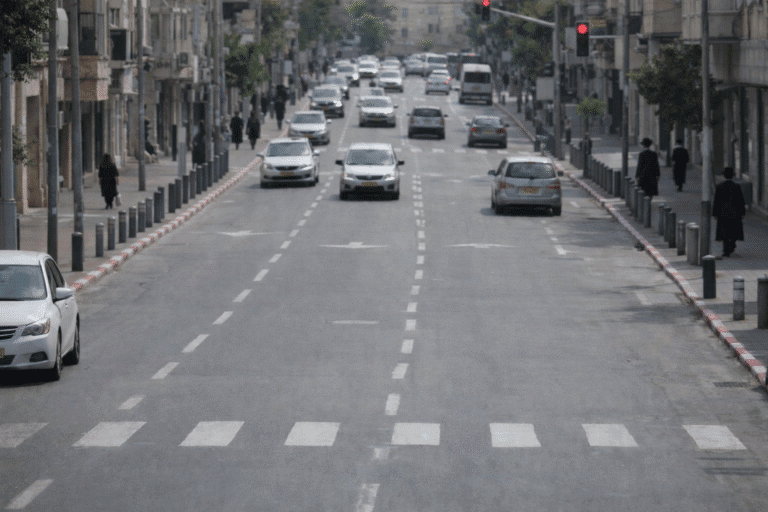 דרייברים ברחוב החרדי. צילום: אילוסטרציה