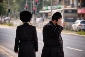 חסידי גור. צילום: שטריימל דוט קום
