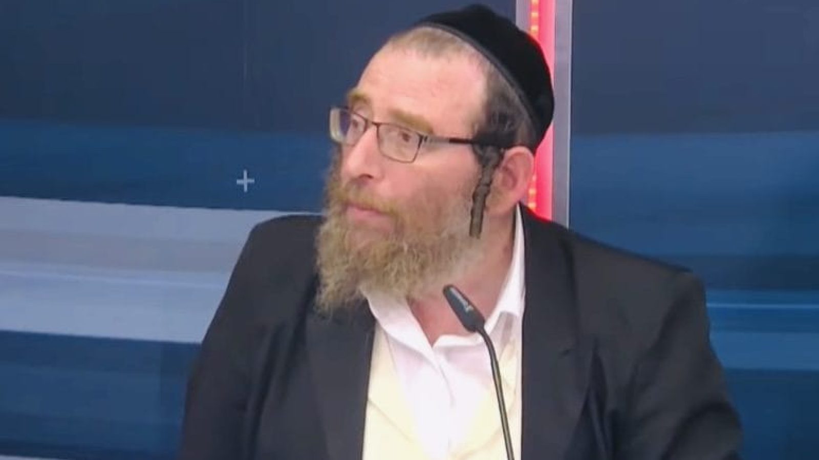 הרב מרדכי בלוי. צילום באדיבות קול ברמה