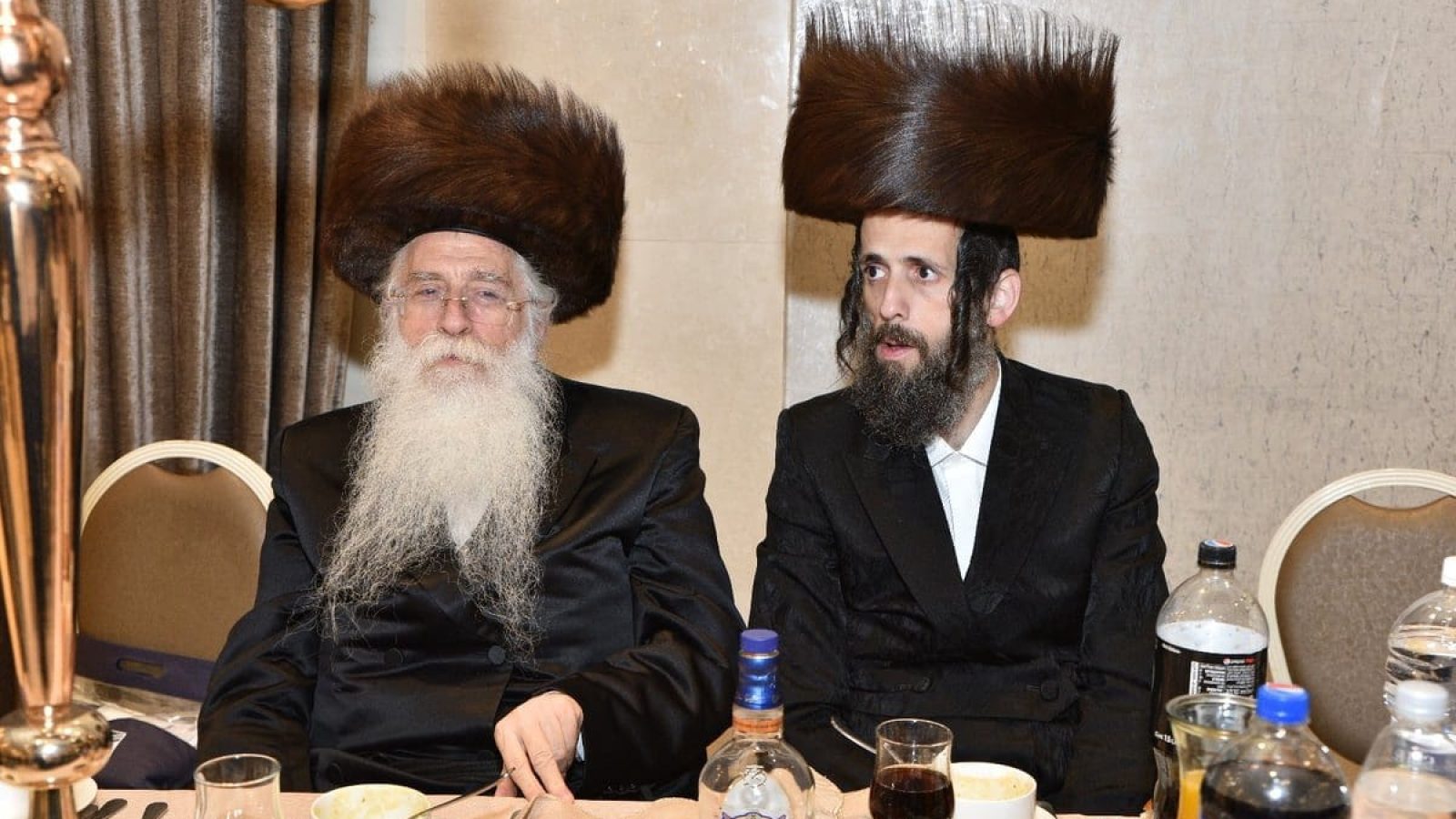 מוישי פרוש ואביו מאיר פרוש. צילום: אלי סגל